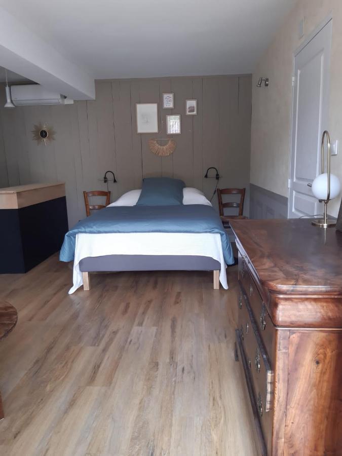 Appartamento Le Studio De La Casa Fourquaise Fourques-sur-Garonne Esterno foto
